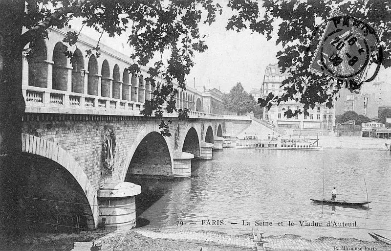 Le pont-viaduc du Point du Jour en direction du 16e arrondissement.