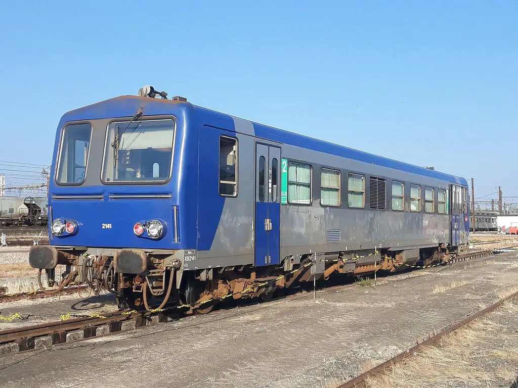 Autorail X 2141 préservé à Vierzon