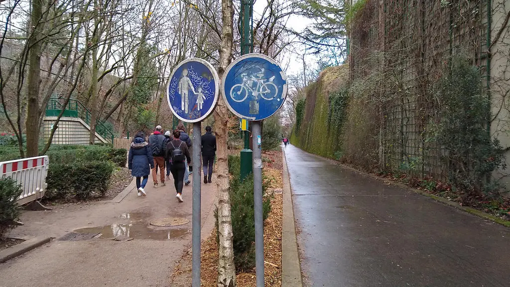 Coulée verte René Dumont dans le 12e arrondissement