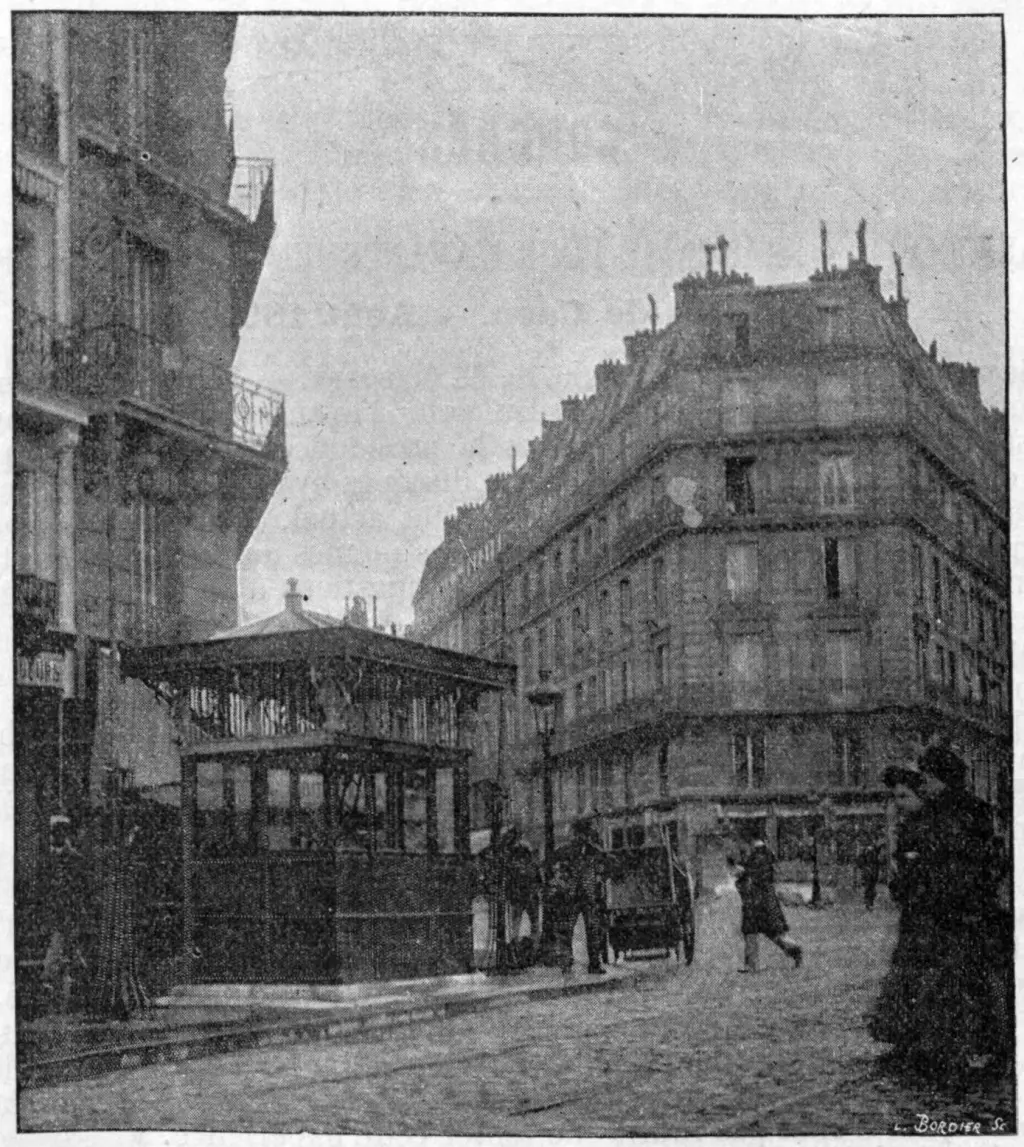 Vue de la maison n° 69 du boulevard Saint-Michel, où est établie l'entrée de la gare du Luxembourg et de l'un des kiosques de ventilation