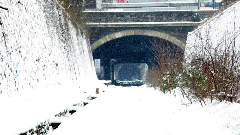 La tranchée vers la porte d'Orléans, en drection du tunnel de Montsouris